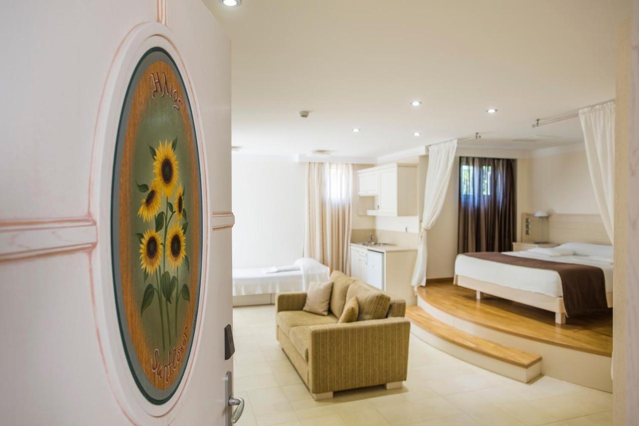 Almiriki Chios Rooms & Apartments Líthion Exterior photo